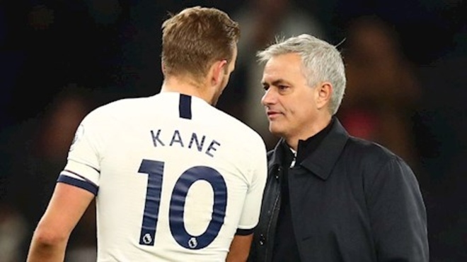 Mourinho bật lại chỉ trích khiến Harry Kane tháo chạy khỏi Tottenham