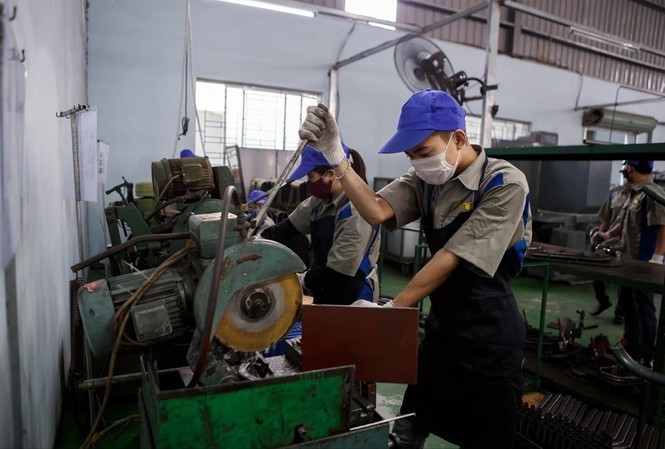 VN supporting firms need better policies to help them recover