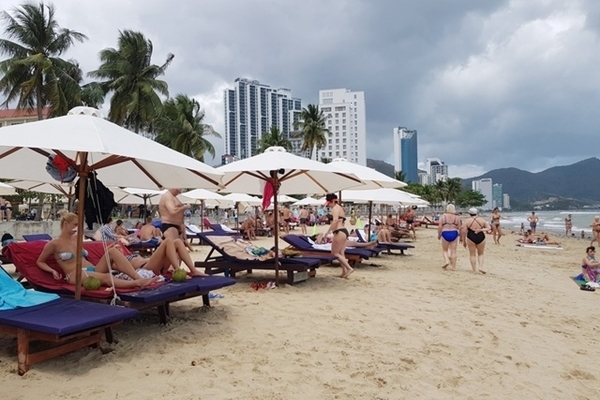 Khánh Hòa đặt mục tiêu đón 3,2 triệu khách du lịch trong năm 2020