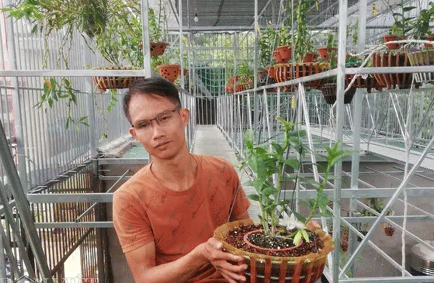 Ông chủ vườn lan đột biến tiền tỷ ở Lâm Đồng: Chăm lan kiểu công nghệ 4.0