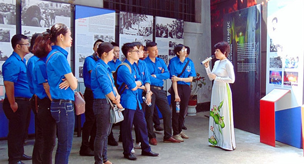 History comes to life on heritage tours