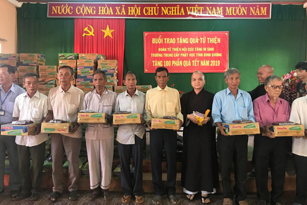 Đại đức Thích Thiện Hưng: ‘Giàu có nhất là cho đi mà không cần nhận lại’