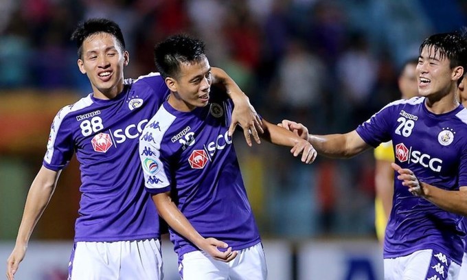 Văn Quyết thắng giải bàn thắng đẹp nhất AFC Cup