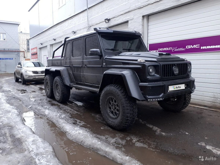 Mercedes G63 AMG 6x6 nhái rao giá hơn 100.000 USD