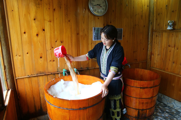 Nothing beats a bath, especially a Dao Do herbal bath