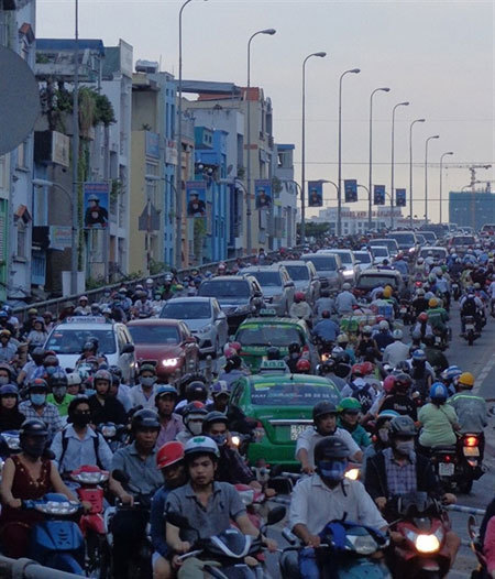 Elevated roads in HCM City could ease gridlock