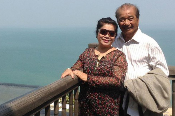 Cuộc sống hạnh phúc ở tuổi 85 của NSND Trần Hiếu và vợ kém 18 tuổi