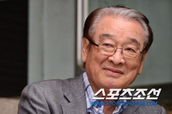 Diễn viên gạo cội Lee Soon Jae lên tiếng bị tố ngược đãi quản lý cũ