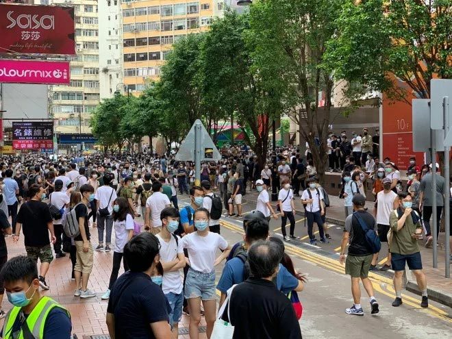 Ngày đầu áp luật an ninh mới, Hong Kong bắt giữ 370 người