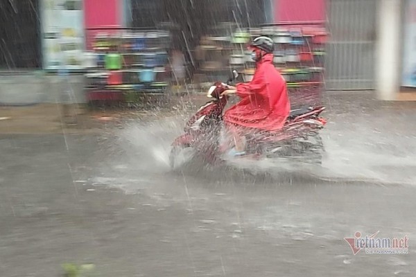 Bão số 2 suy yếu, miền Bắc mưa nhiều ngày tới