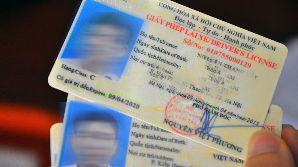 Chuyển đổi nhiều giấy phép lái xe, tài xế mừng hay lo?