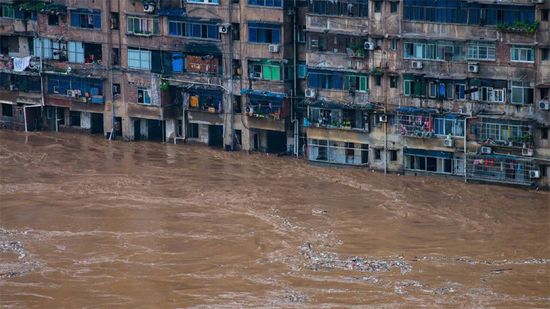 Lũ chồng lên lũ, kinh tế Trung Quốc mất trắng 'núi tiền'