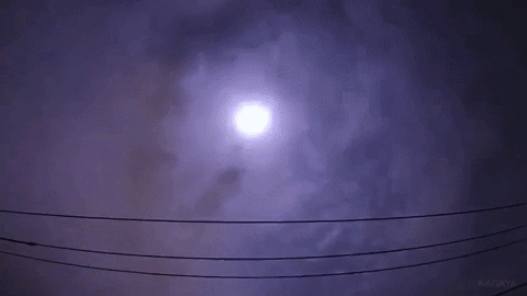 Vật thể lạ ngoài Trái Đất gây sáng rực bầu trời Nhật Bản