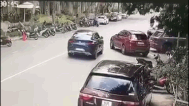 Hai chủ xe BMW và Mercedes trần tình vụ va chạm gây tranh cãi dữ dội