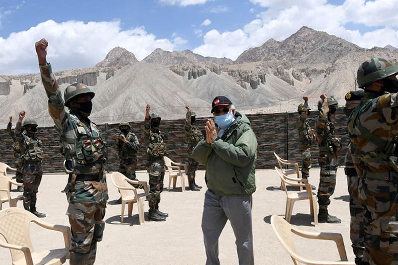 Trung - Ấn tháo ngòi nổ xung đột