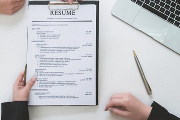 Làm gì khi không muốn đề cập thời gian làm việc trong CV?