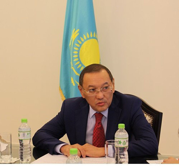 Kazakhstan Ambassador calls for deeper cooperation with Vietnam