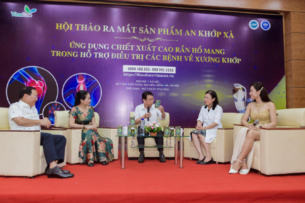 Cải thiện triệu chứng đau xương khớp với chiết xuất cao rắn hổ mang