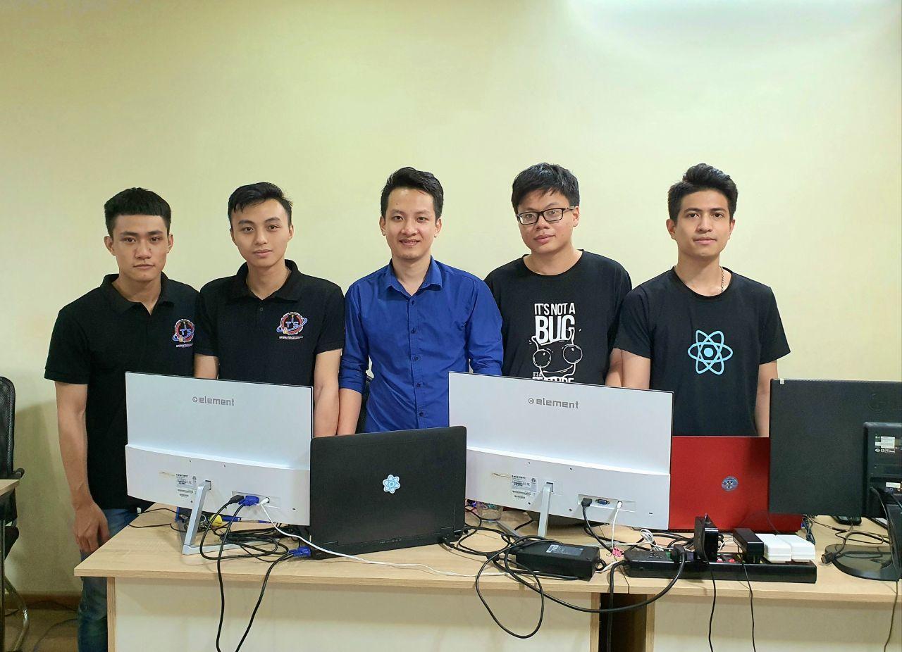 Thầy trò Bưu chính làm ứng dụng “gỡ rối” cho sinh viên trong tích tắc