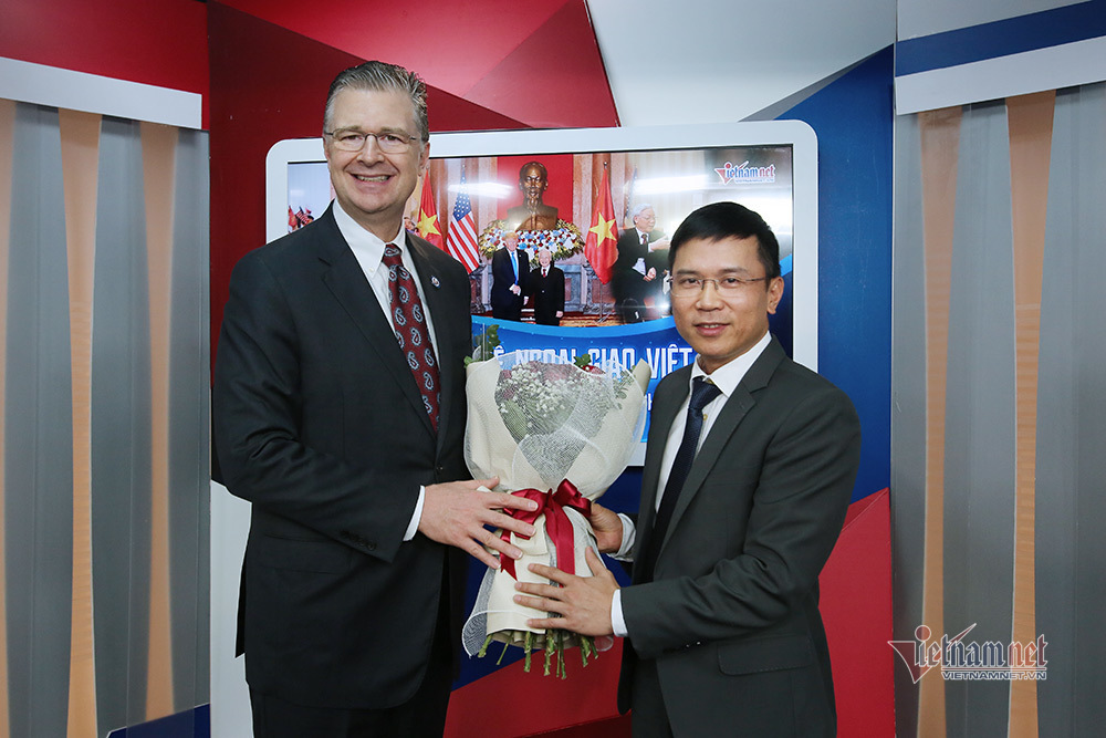 Chi tiết cuộc giao lưu trực tuyến giữa Đại sứ Mỹ và độc giả VietNamNet