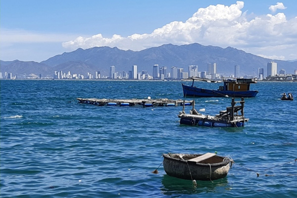 Nha Trang nhộn nhịp đón khách