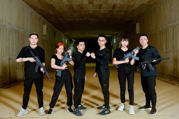 Dàn streamer nổi tiếng xuất hiện 'Xạ thủ đua tài 2020'