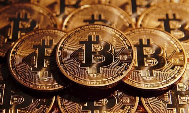 Vượt đỉnh 850 triệu đồng, bitcoin lao lên kỷ lục mới