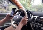 Thói quen xấu của nhiều tài xế Việt khi lái xe