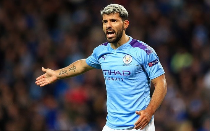 Man City đề nghị hợp đồng mới cho Serio Aguero