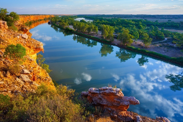 Trung Quốc đang 'thò cả 2 tay' thao túng các nguồn nước của Australia