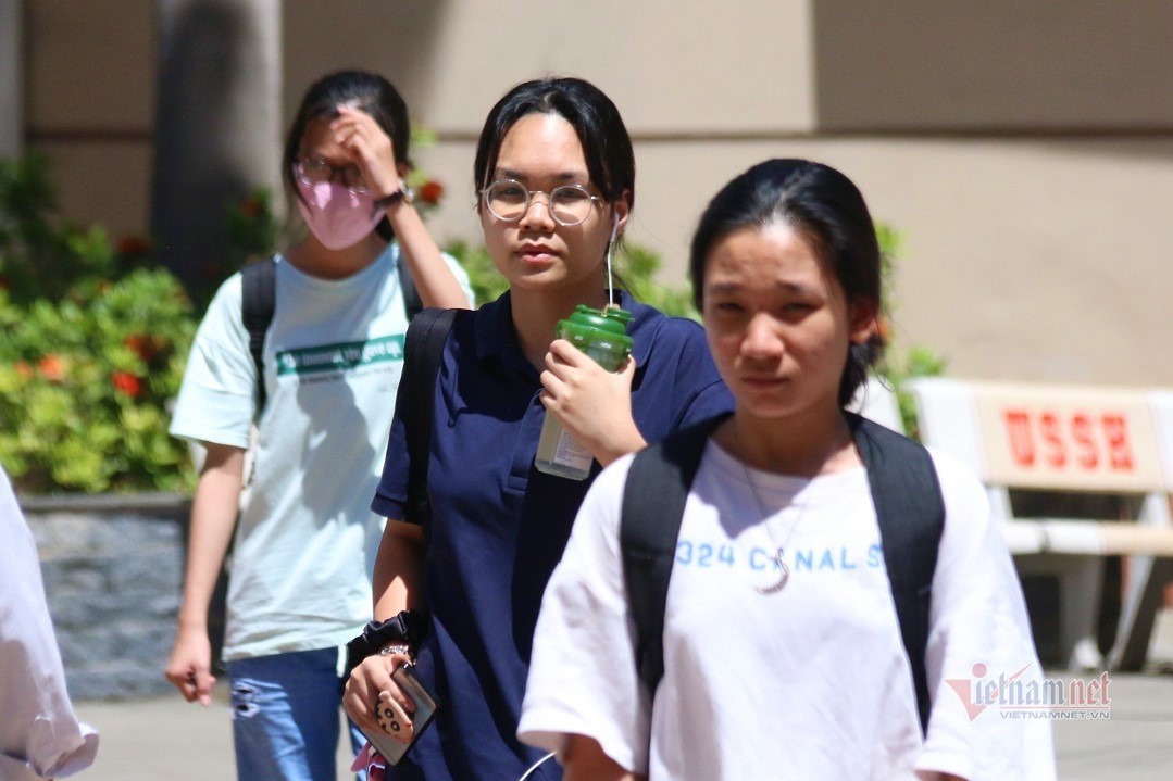 Đề Văn chuyên KHXH&NV có thể tìm học sinh cá tính và sâu sắc