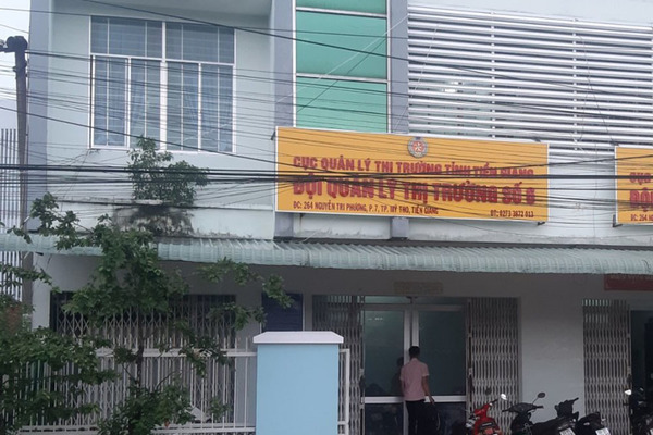 Tạm đình chỉ đội trưởng QLTT quan hệ bất chính với vợ người khác