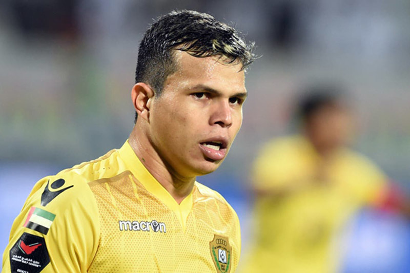 UAE gọi 3 cầu thủ nhập tịch đấu tuyển Việt Nam