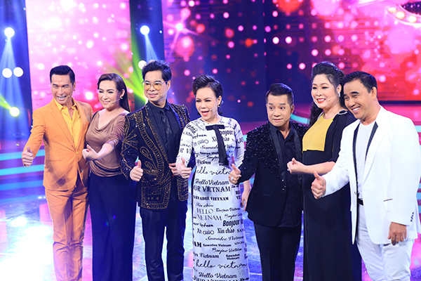 MC Quyền Linh và Ngọc Sơn từng ăn chung, ngủ chung