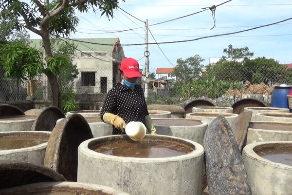 Đổi đời nhờ nỗ lực khôi phục nghề truyền thống