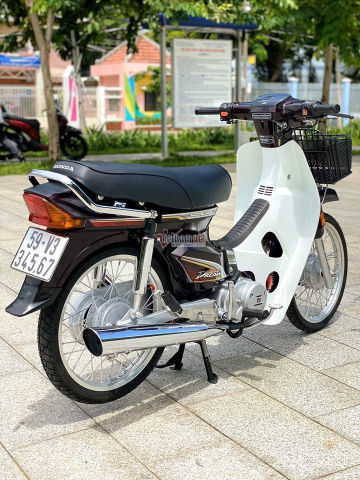 Honda Dream xuất hiện tại Việt Nam từ khi nào