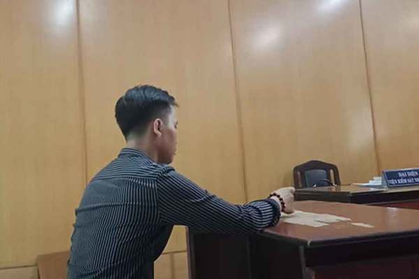 Đến thăm người yêu, thanh niên ‘tiện tay’ trộm đồ của hàng xóm