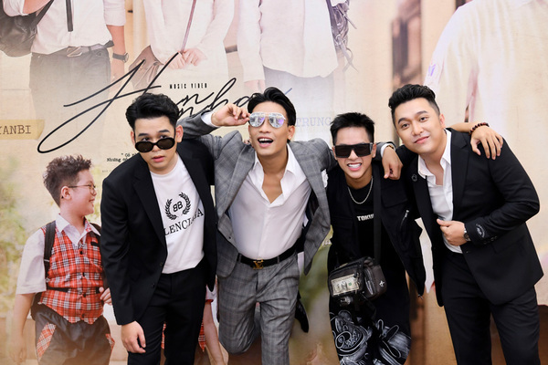 Dương Trường Giang cùng học trò ra mắt MV về kỷ niệm tuổi học trò