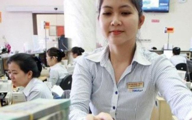 VN banks cautious about setting business plans due to COVID-19