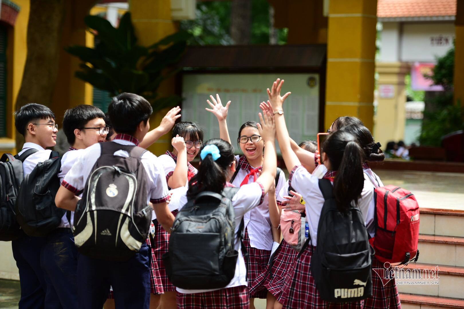 Đề thi Tiếng Anh lớp 10 xuất hiện trên mạng, Sở Giáo dục nói gì?