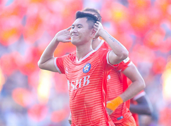 Midfielder Long starting to fulfill his potential at last