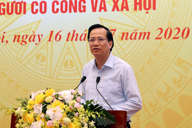 Bộ trưởng Đào Ngọc Dung yêu cầu giải quyết dứt điểm tiền hỗ trợ dịch Covid-19