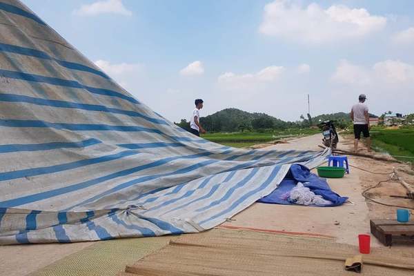 Lều bạt vào Nam Sơn được dỡ bỏ, rác thải nội đô được giải phóng