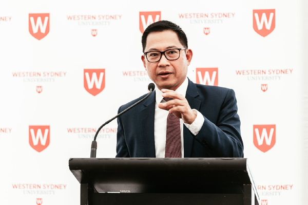 Chờ du học, chọn Gap year hay Du học bán phần?