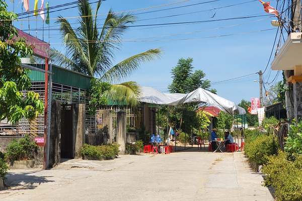 Người đàn ông ở Hà Tĩnh tử vong trong nhà riêng, dao cắm trên ngực