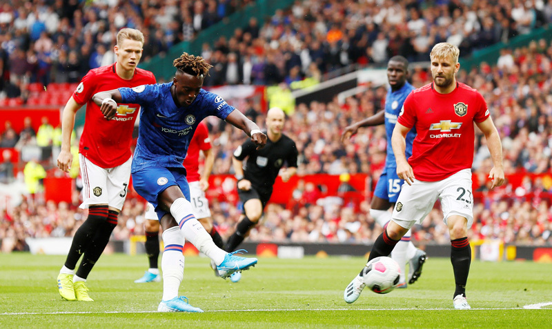 MU vs Chelsea: Đại chiến luận anh hùng