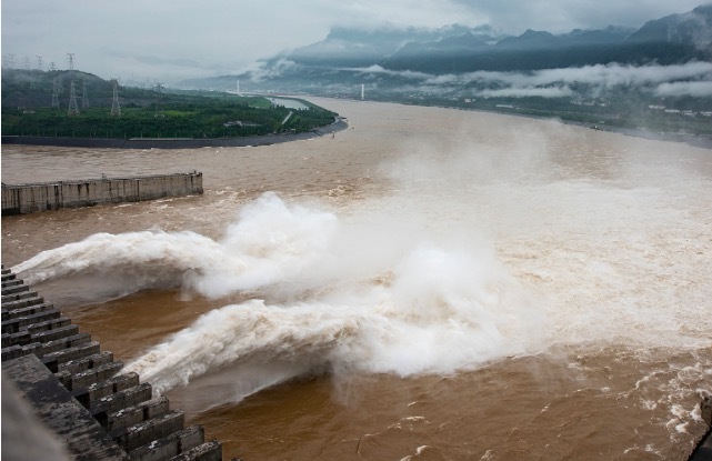 Trung Quốc vá đê thủng, xác nhận tình trạng đập Tam Hiệp