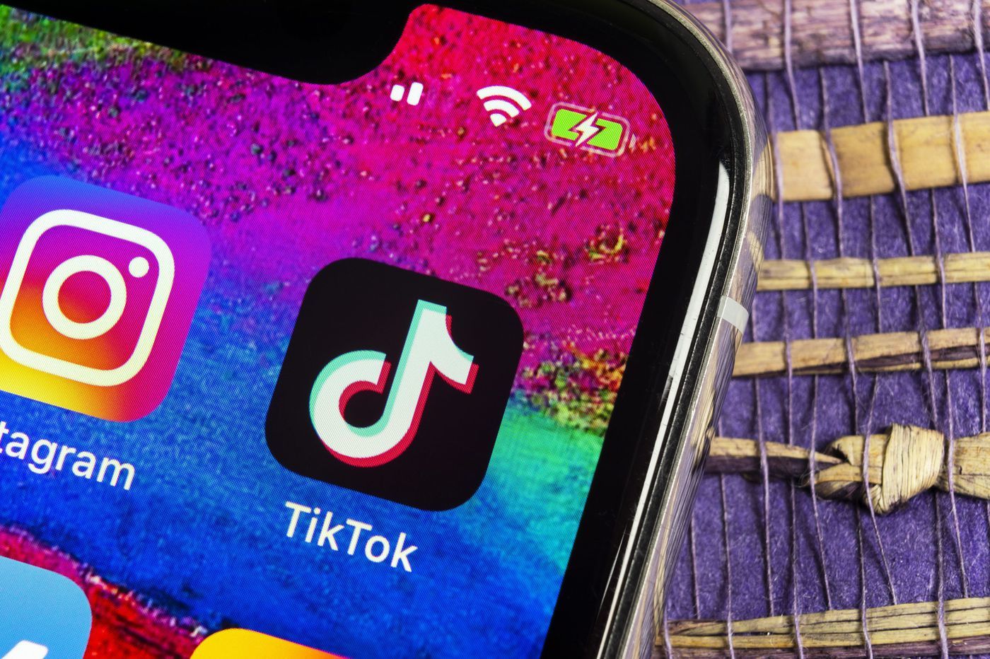 TikTok đang đứng bên bờ vực