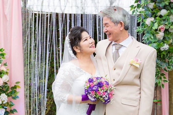 U70, NSND Thanh Hoa vẫn hay nhõng nhẹo chồng kém 6 tuổi