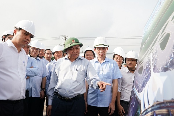 Thủ tướng: Xử lý dứt điểm vấn đề giải phóng mặt bằng sân bay Long Thành